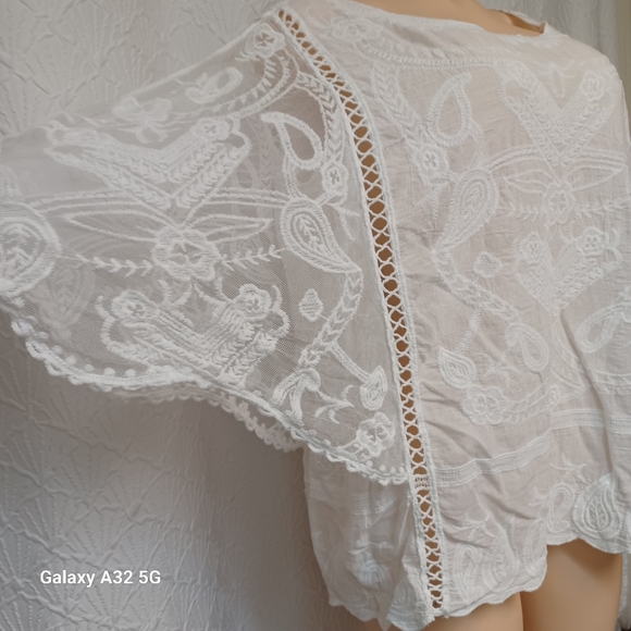 Coco + Carmen Women Size S/M White Lace Swim Cover-Up - Picture 9 of 17